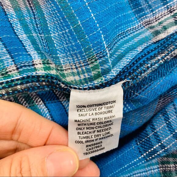 Treasure & Bond Blue Boyfriend Button Up Top - Picture 9 of 9